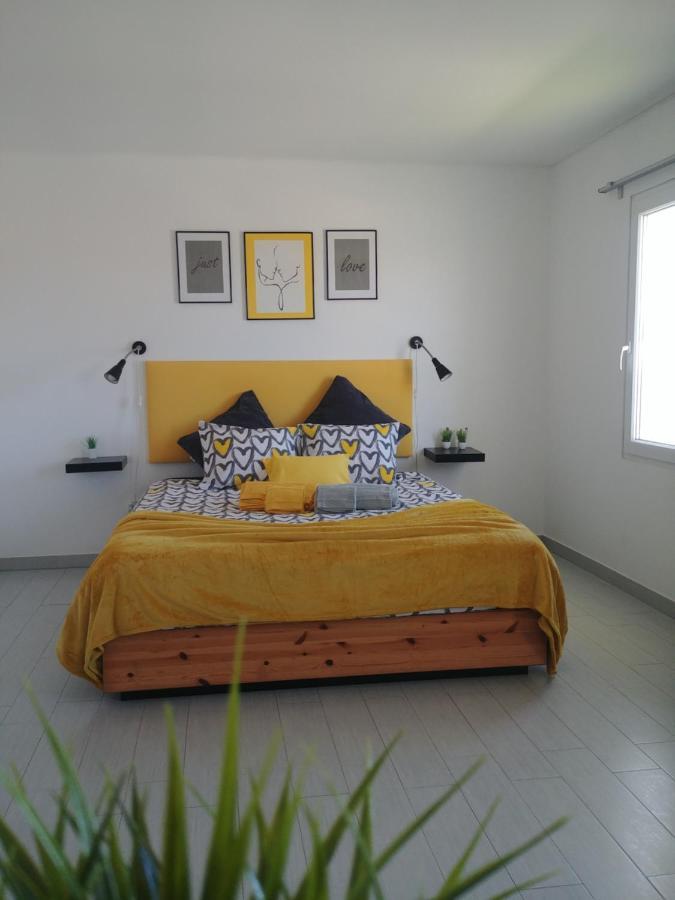 Pe N'Areia Gamboa Beach T1 เปนิช ภายนอก รูปภาพ